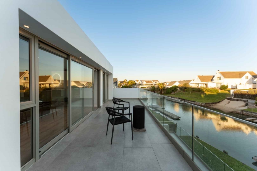 6 Bedroom Property for Sale in Canals Eastern Cape